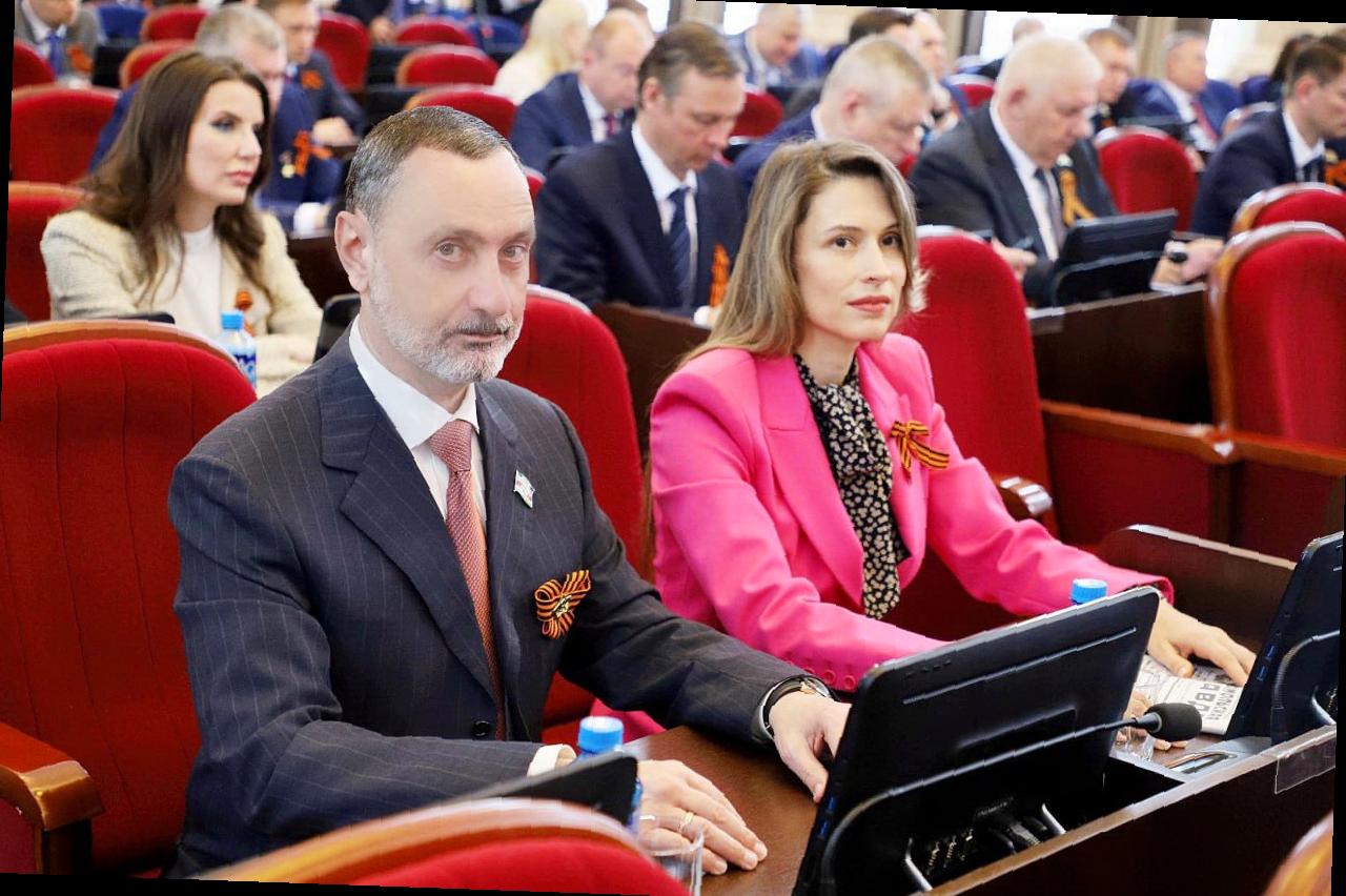 Виктор Тепляков принял участие в работе краевого парламента