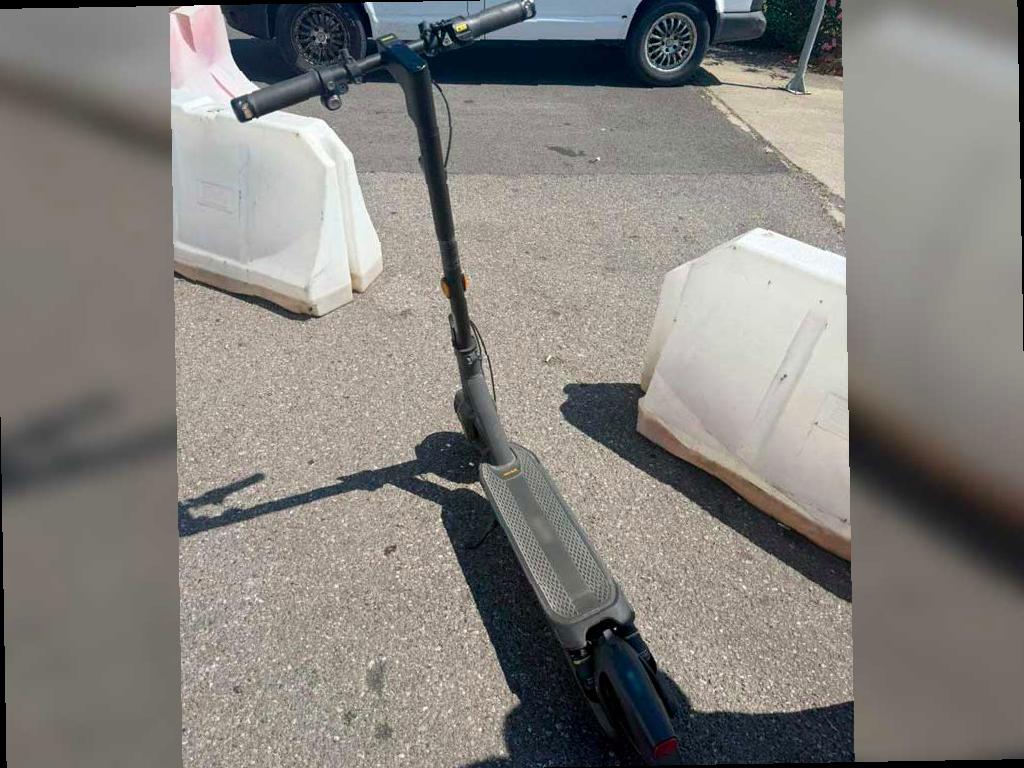 В Сириусе нетрезвый водитель мощного электросамоката получил 10 суток ареста