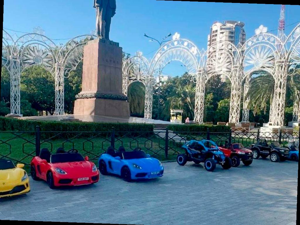В Сочи закрыли нелегальный прокат детских электрокаров