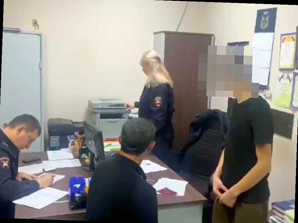 В Сочи подросток был замечен за рулем старенькой «Нивы»