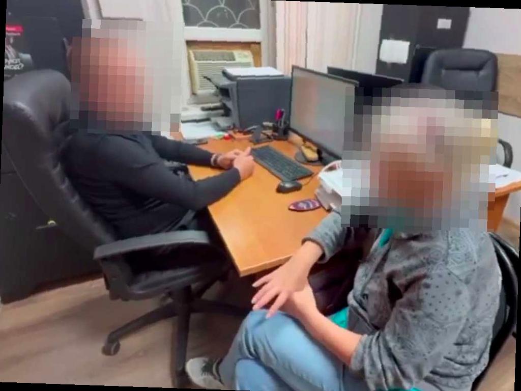 Супруги из Сочи избежали утери 16 миллионов рублей, благодаря помощи сотрудников банка. Полиция курорта сообщила об очередной попытке мошенничества в интернете, которая чуть было не обернулась катастрофой для семьи.
