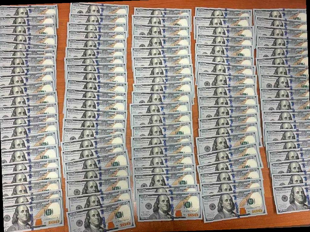 В Сочи остановили незаконный вывоз валюты в Турцию