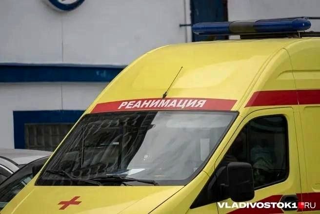Ревность в Сочи привела к ранениям: мужчина нанес удар ножом сожительнице