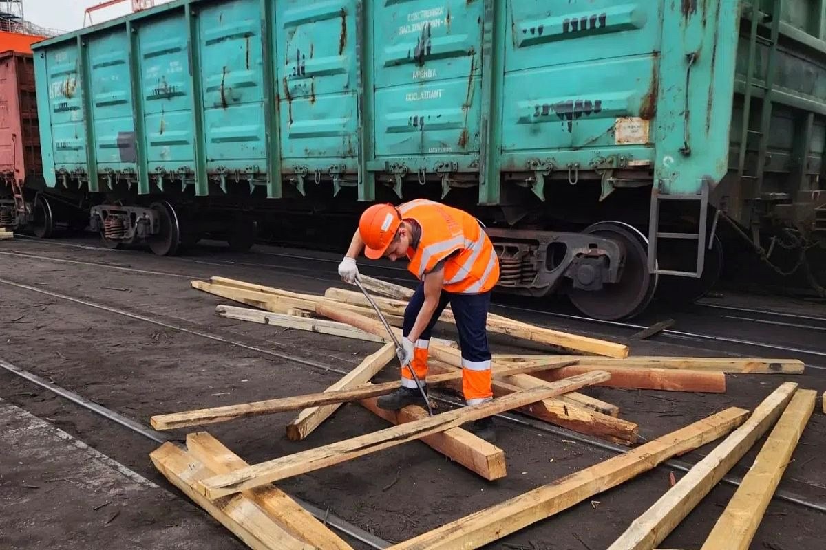 Сочинские студенты получают опыт на предприятиях Краснодарского и Хабаровского краев