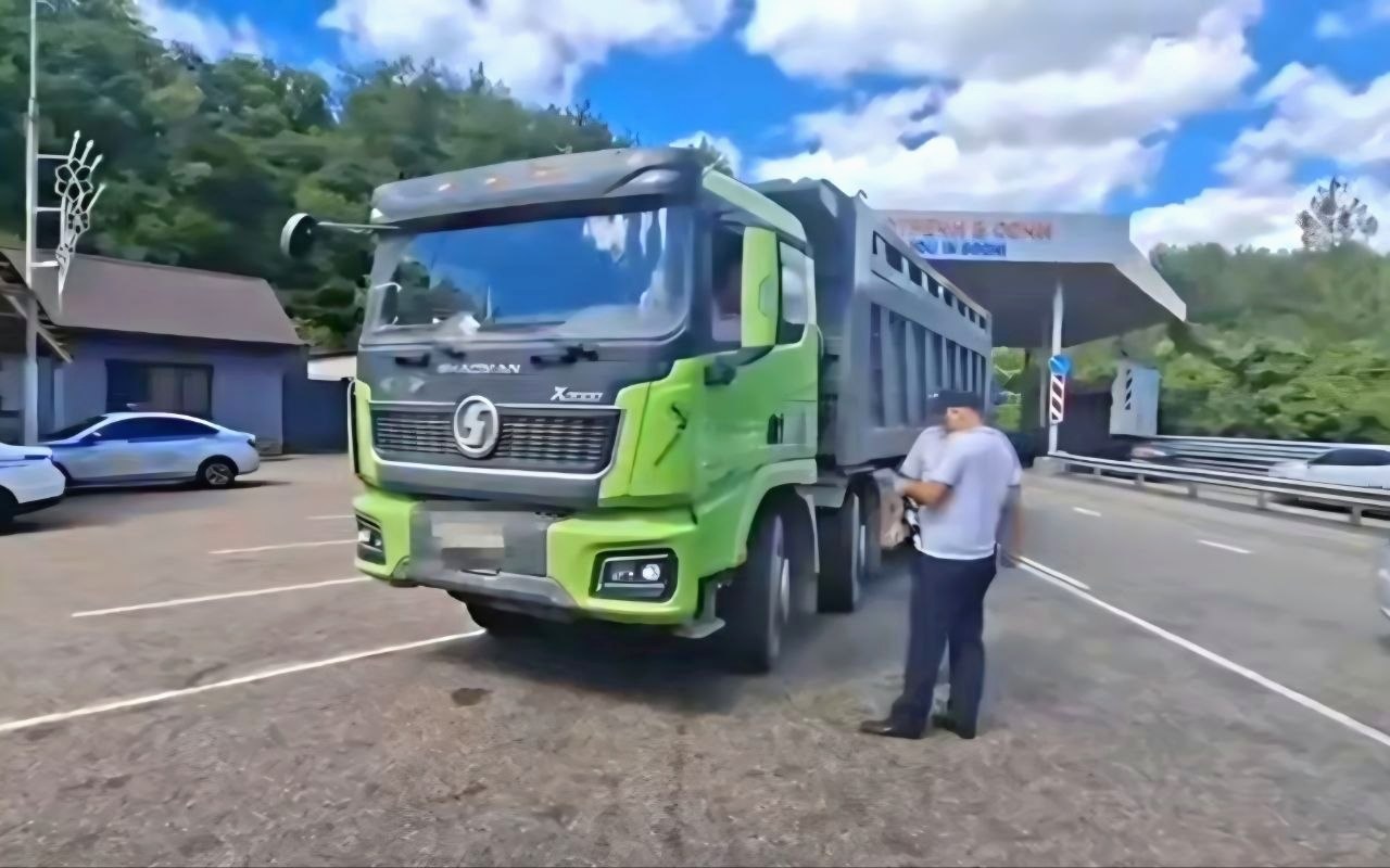 Проверка грузового транспорта на посту «Магри» в Сочи выявила неисправные тормоза