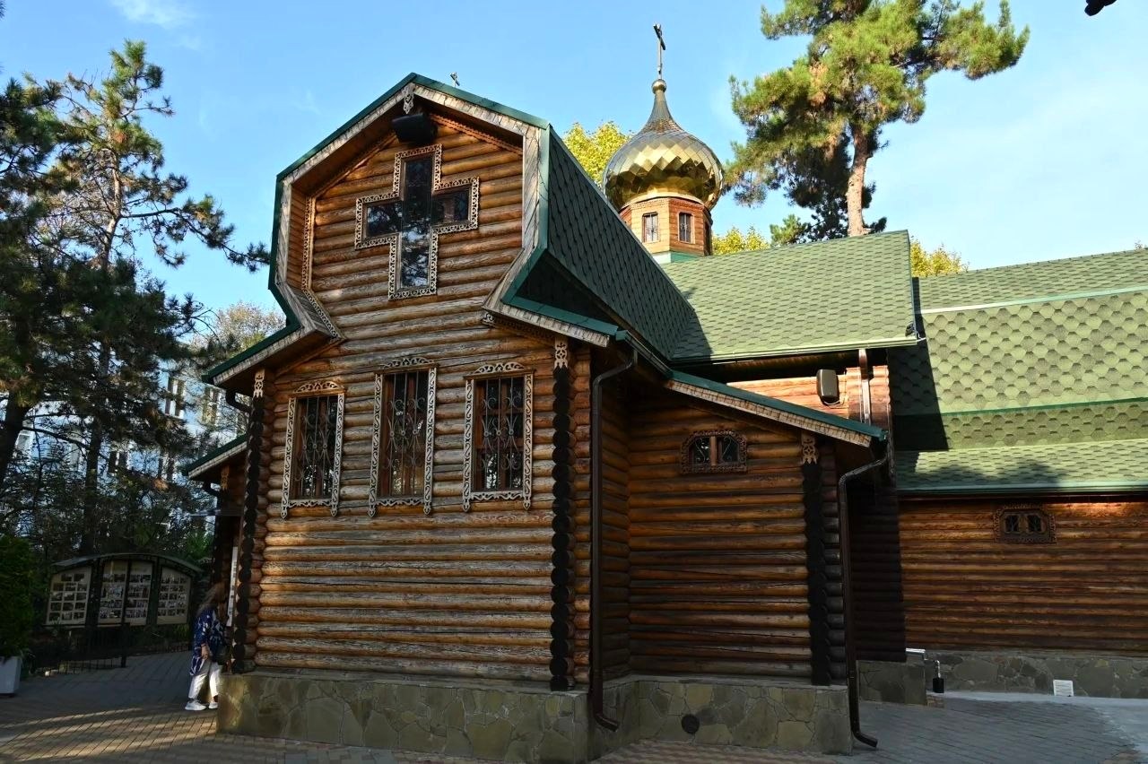 Помощь социально-кризисного центра «Нечаянная радость» в Сочи за 2023 год
