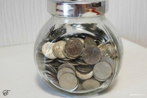 Россияне смогут бесплатно обменять накопившуюся мелочь на купюры